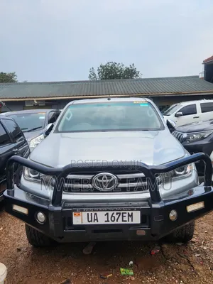 Toyota Hilux 2017 Silver