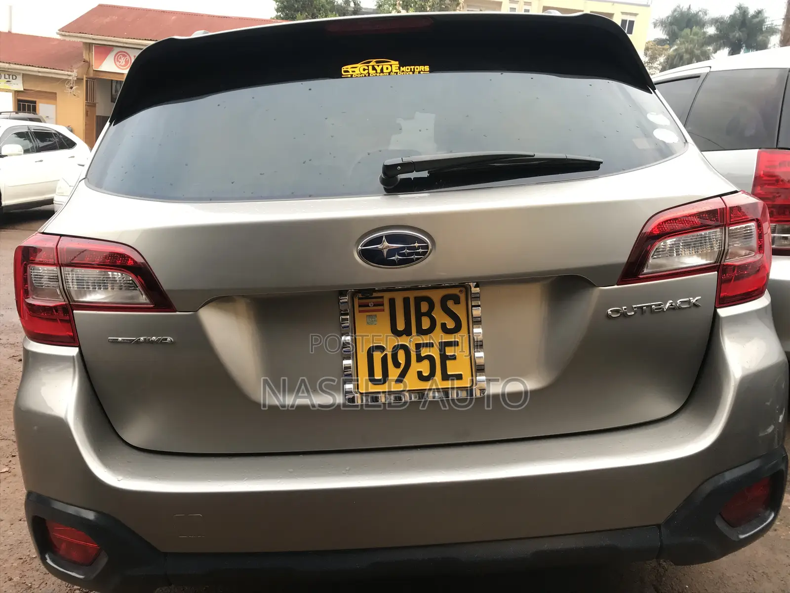 Subaru Outback 2012 Silver