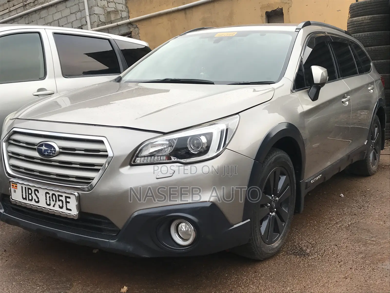 Subaru Outback 2012 Silver