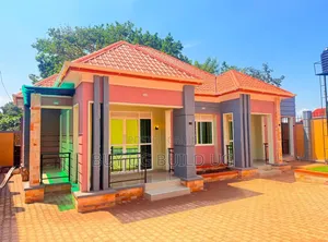 4bdrm Bungalow in Kampala - Makindye, Central Division for sale