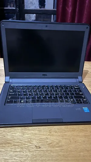 Laptop Dell Latitude 13 3340 4GB Intel Core i3 HDD 500GB