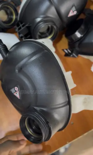 Mercedes C Class W205 Coolant Expansion Tank