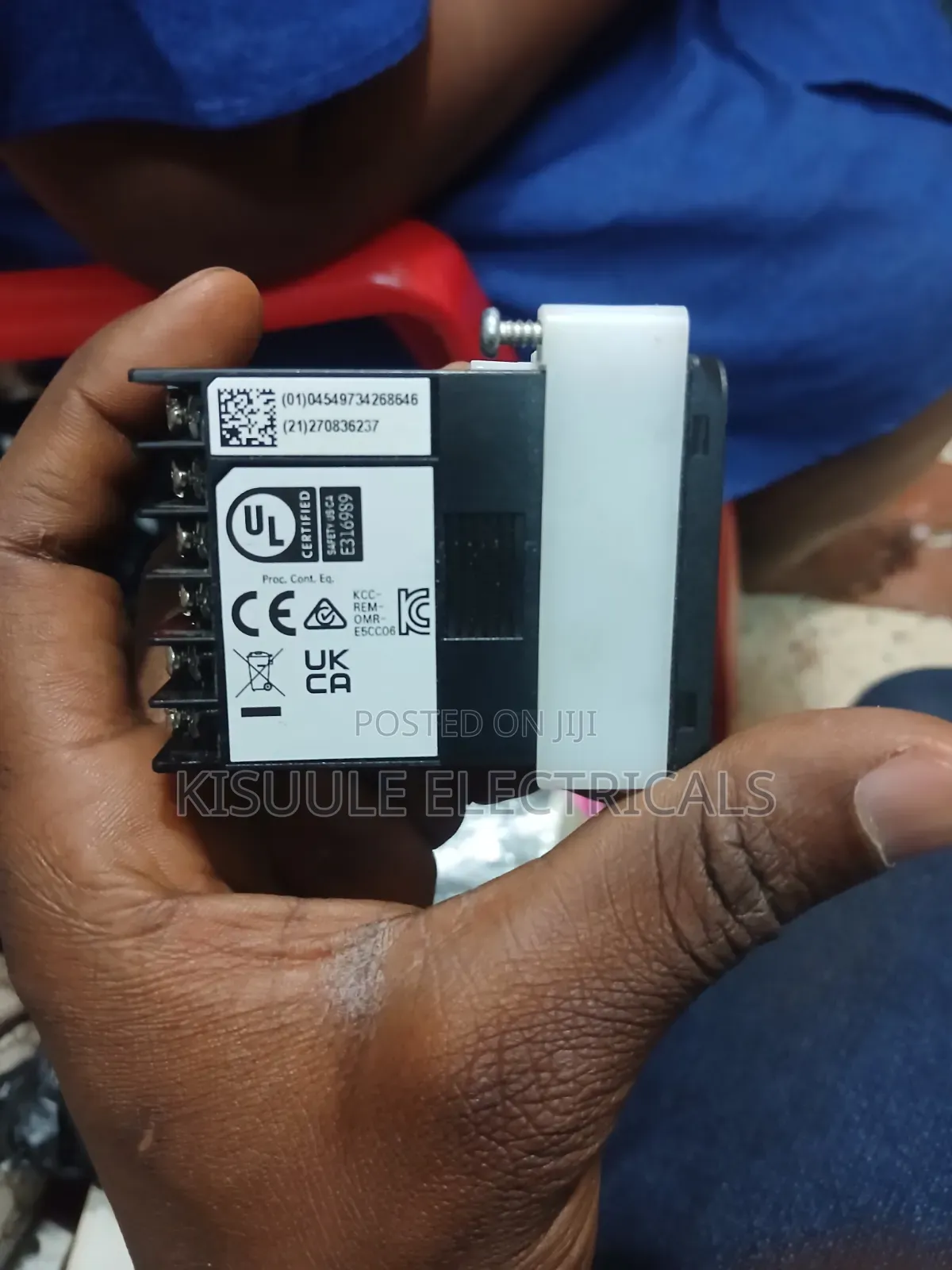 Omron Temperature Controllers E5cc-Qx2asm- 802