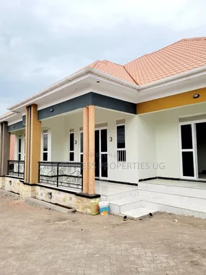 4bdrm Bungalow in Buziga Estate, Central Division for rent