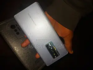 Tecno Phantom X 256 GB Silver