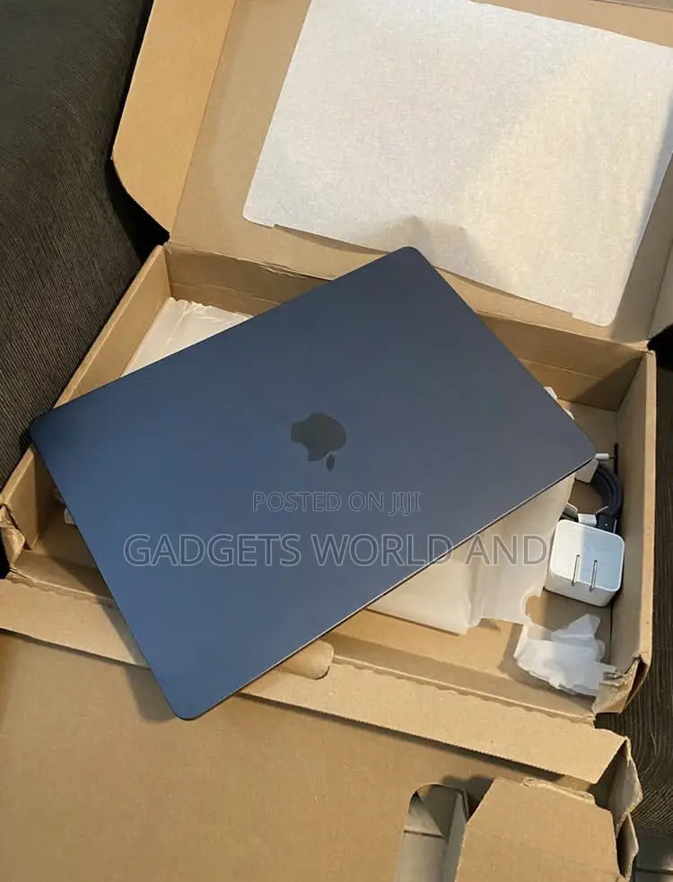 Laptop Apple MacBook Air 8GB Apple M3 SSD 512GB