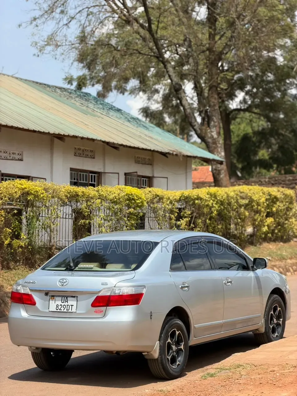 Toyota Premio 2010 Silver