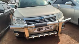 Subaru Forester 2010 Silver