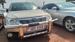 Subaru Forester 2010 Silver