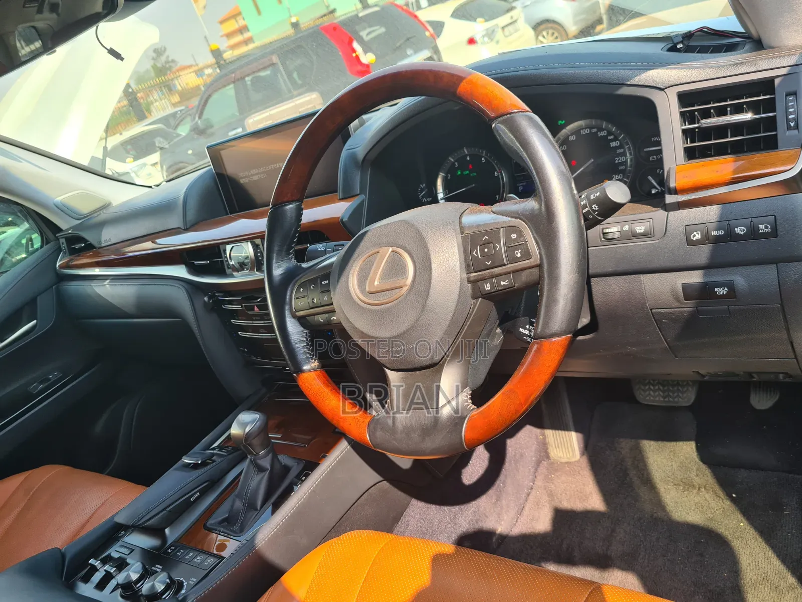 Lexus LX 2017 Silver