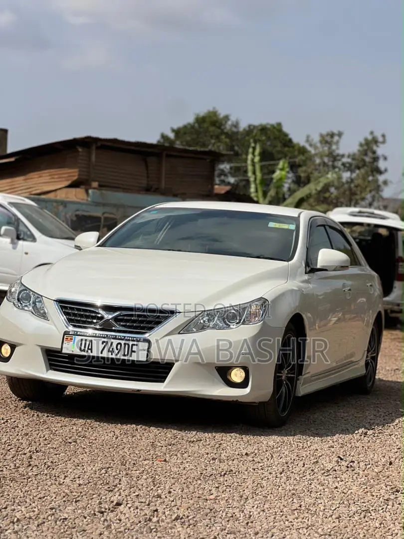 Toyota Mark X 2012 White