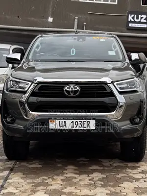 Toyota Hilux 2018 Gray