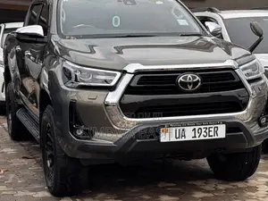 Toyota Hilux 2018 Gray