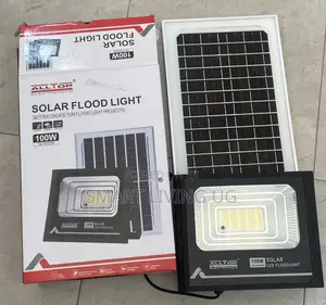 100W Outdoor Solar Floodlight With Lithium Battery
