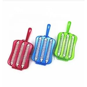 Manual Carpet Sweeper or Handheld Carpet Brush for Cleaning Rugs