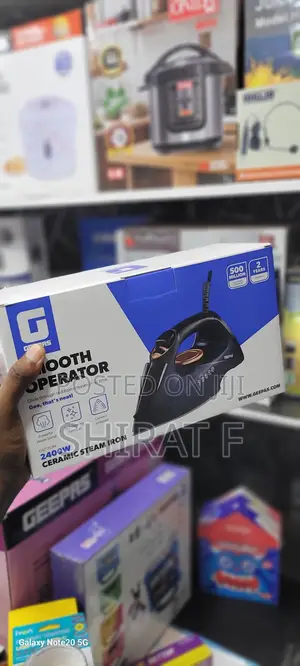 Steam Iron Geepas Gs17703n