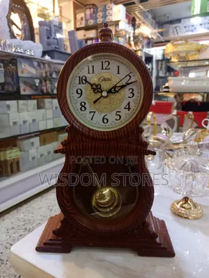 Vintage-Inspired Wooden Mantel Clock