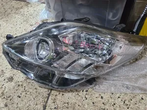 Toyota Alphard 2008 - 2014 Headlamp