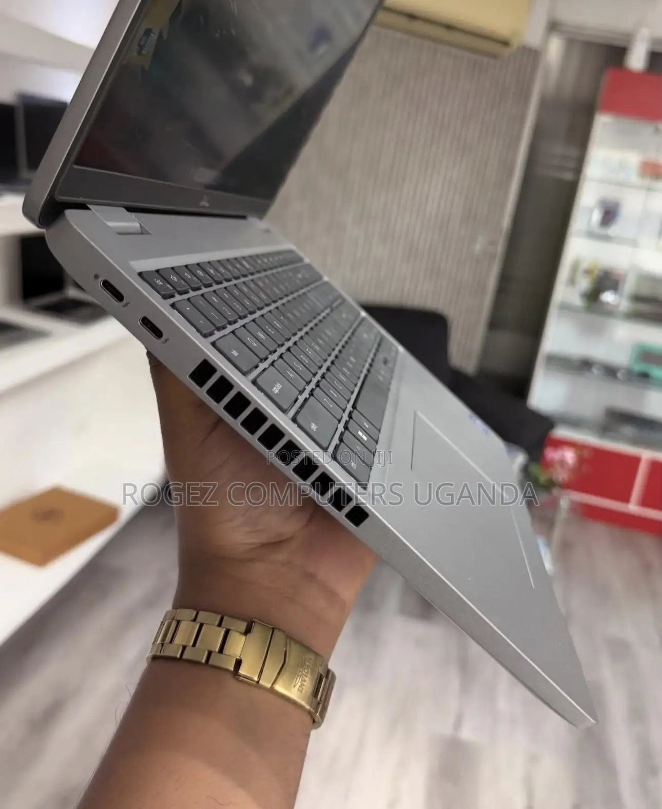New Laptop Dell Inspiron 15 5593 16GB Intel Core i7 SSD 512GB