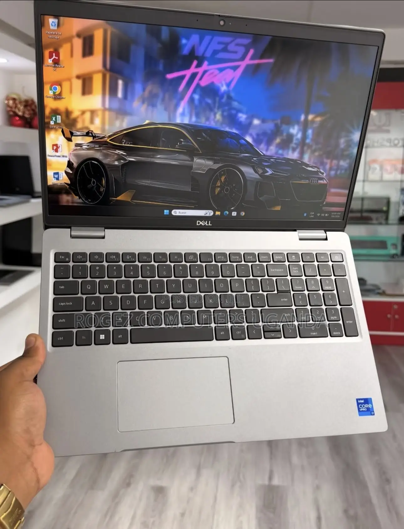New Laptop Dell Inspiron 15 5593 16GB Intel Core i7 SSD 512GB