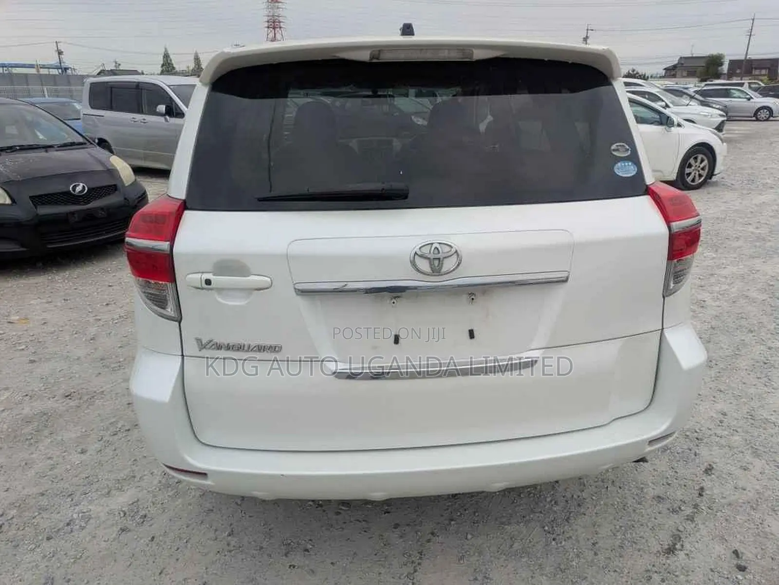 Toyota Vanguard 2011 Pearl