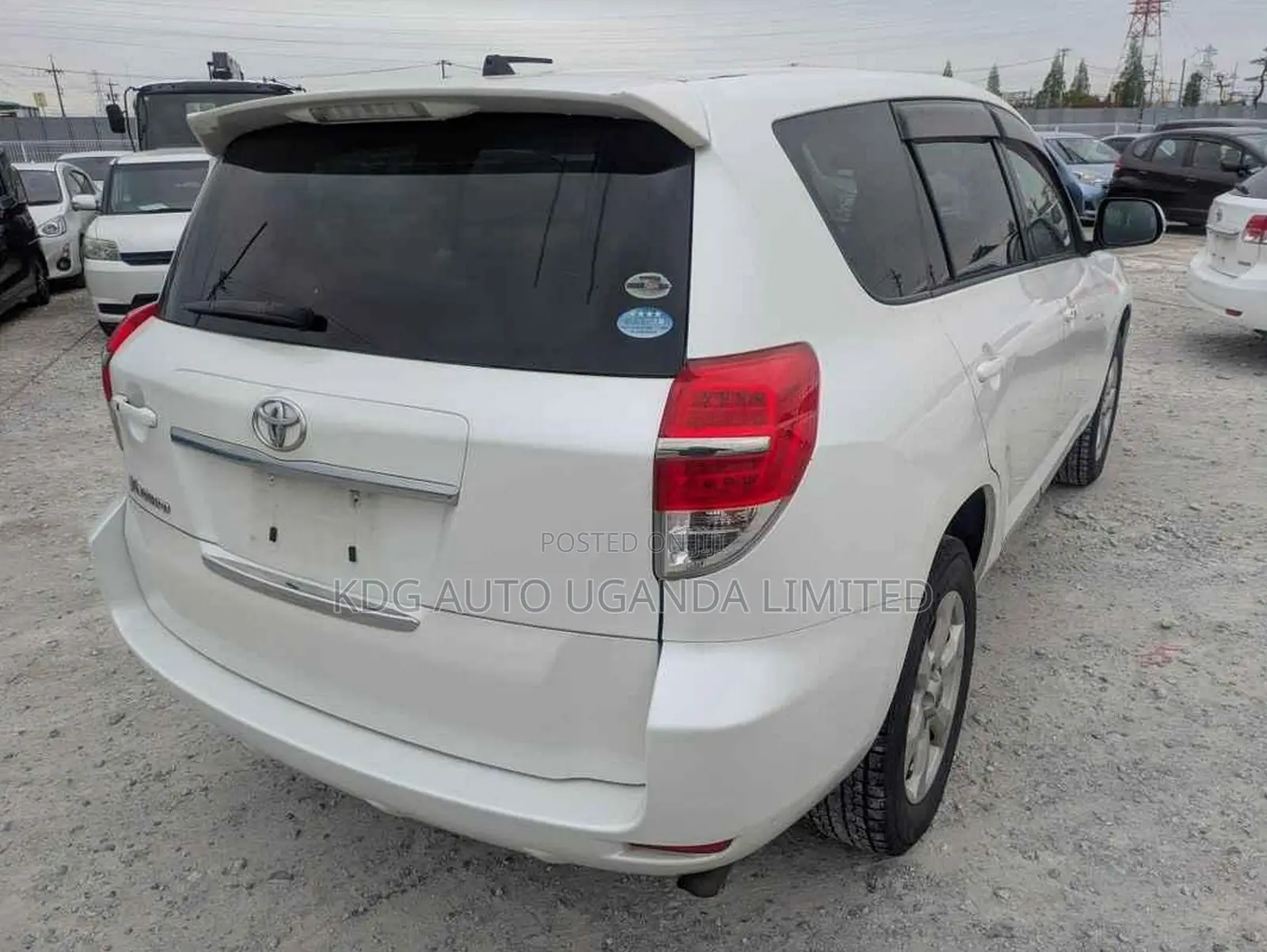 Toyota Vanguard 2011 Pearl