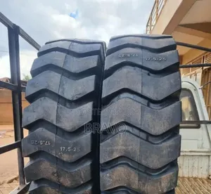 17.5R25 Brand New Tractor Tyres .