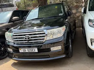 Toyota Land Cruiser 2012 Black