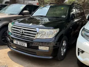 Toyota Land Cruiser 2012 Black