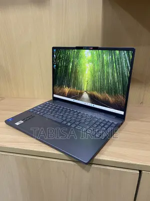 New Laptop Lenovo Ideapad 3 8GB Intel Core i5 SSD 512GB