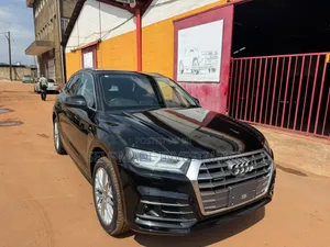 Audi Q5 2017 Black