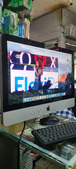 Desktop Computer Apple iMac Pro 8GB Intel Core i5 SSD 256GB