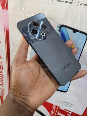 Tecno Spark 30 128 GB Black