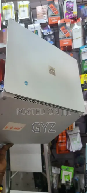 Laptop Microsoft Surface 8GB Intel Core i5 SSD 256GB