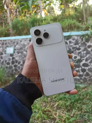 New Tecno Spark 40 128 GB White