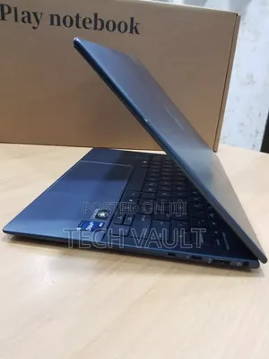 New Laptop HP Dragonfly G3 32GB Intel Core i7 SSD 512GB