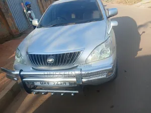 Toyota Harrier 2011 Silver