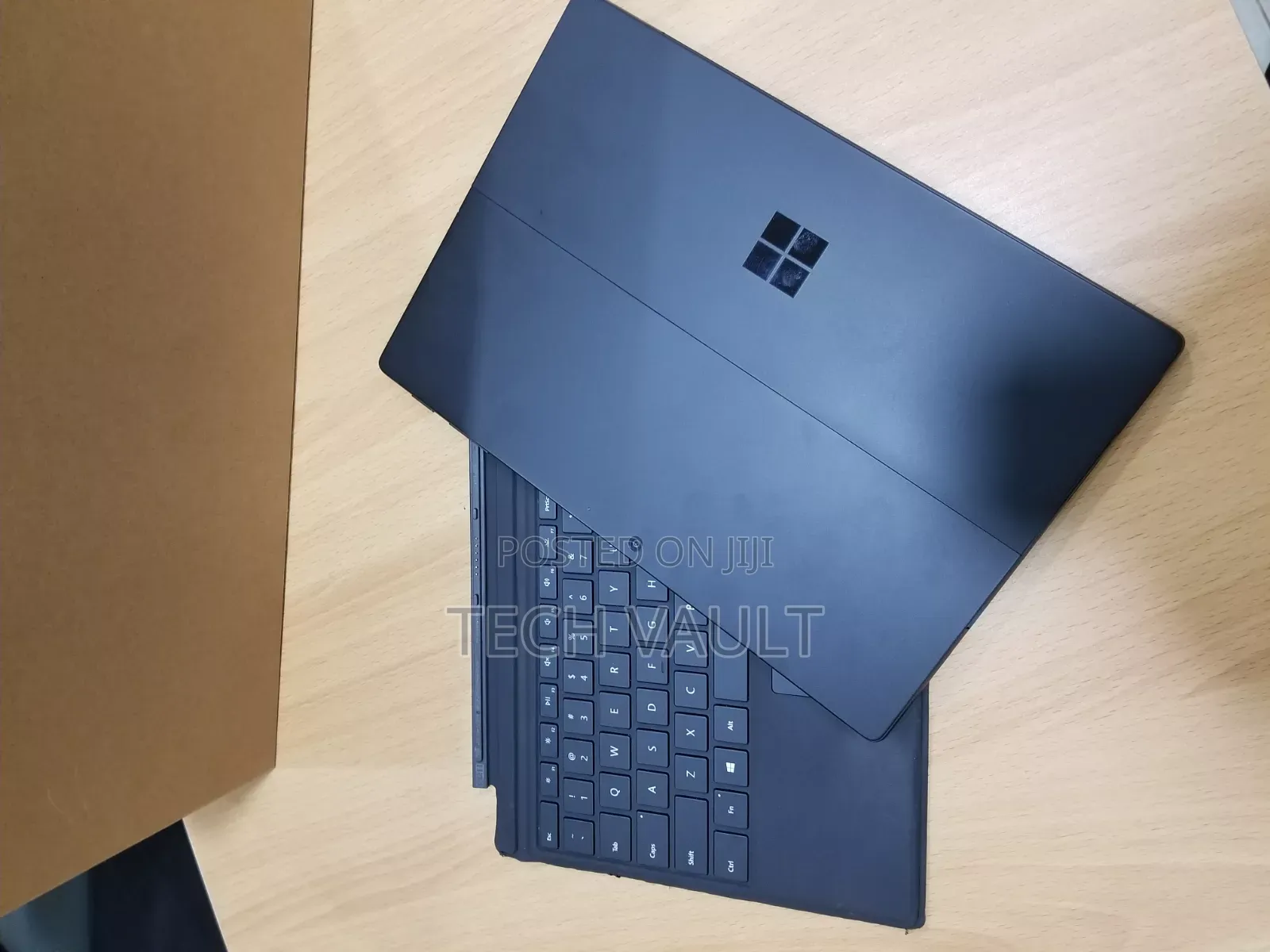 New Laptop Microsoft Surface Pro 7+ 8GB Intel Core i5 SSD 256GB