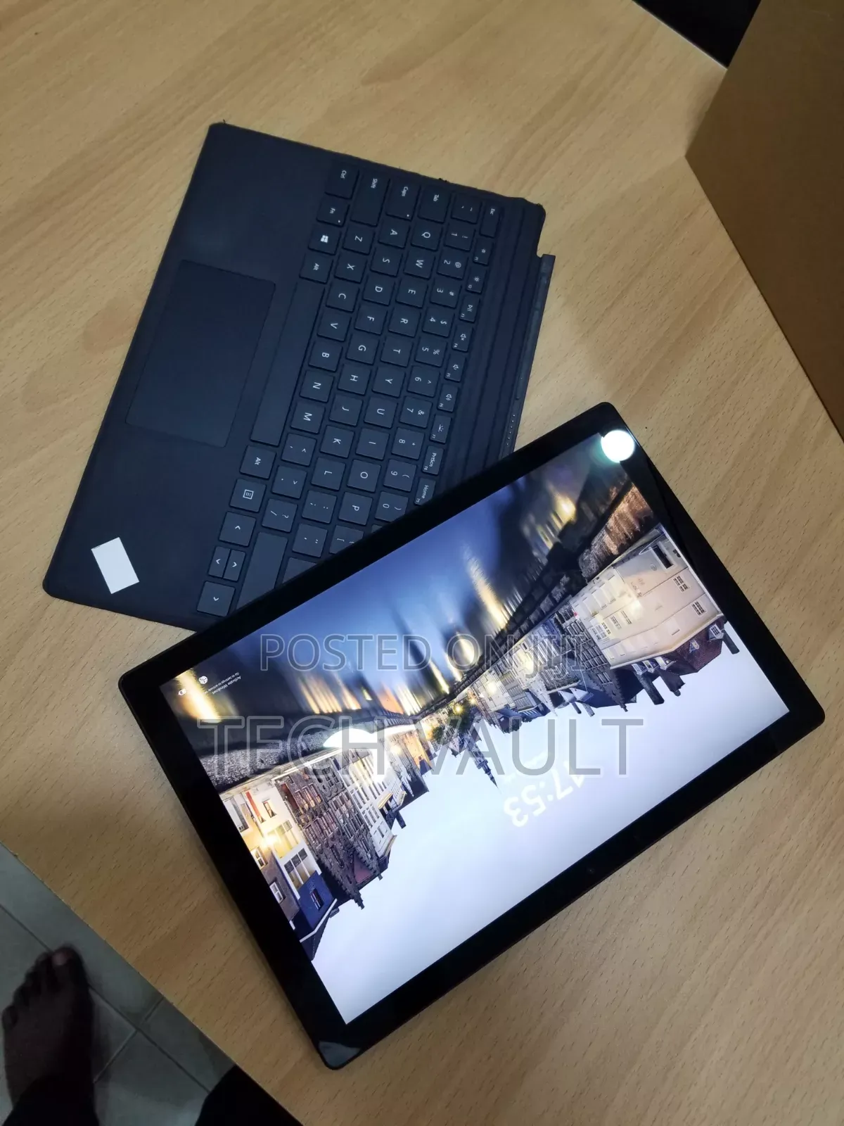 New Laptop Microsoft Surface Pro 7+ 8GB Intel Core i5 SSD 256GB