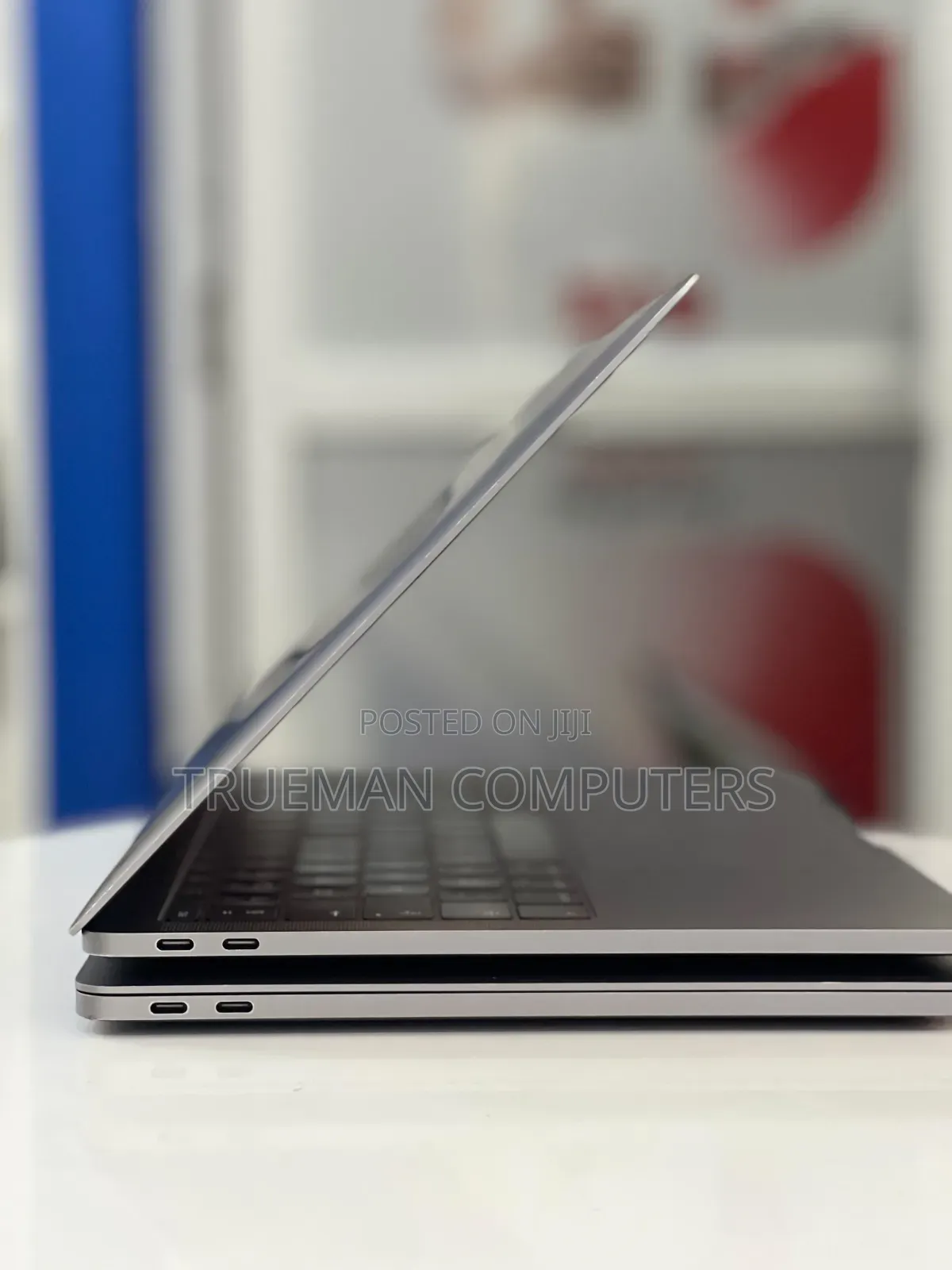 Laptop Apple MacBook Pro 2017 8GB Intel Core i5 SSD 256GB