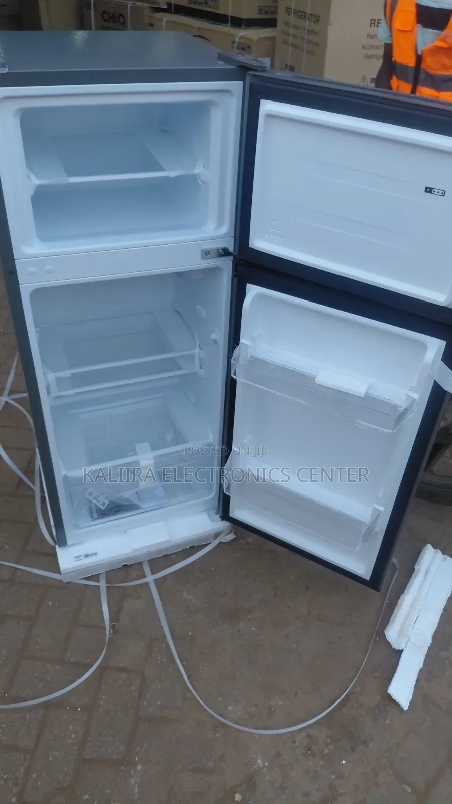 Hisense Fridge 160l