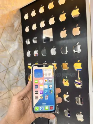 Apple iPhone XR 64 GB White