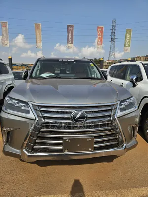 Lexus LX 2017 Silver