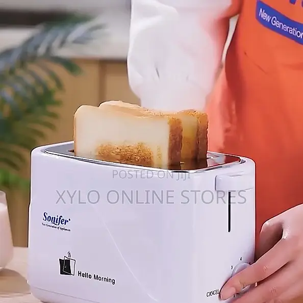 A White Sonifer 2 Slice Bread Toaster Sf-6005