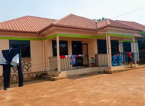 3bdrm Apartment in Kira Mulawa for sale