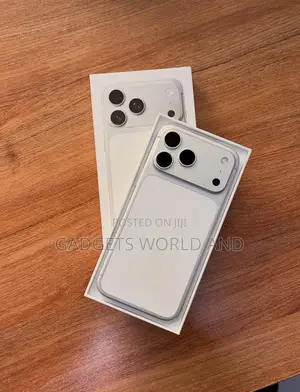 New Apple iPhone 17 Pro Max 256 GB Silver