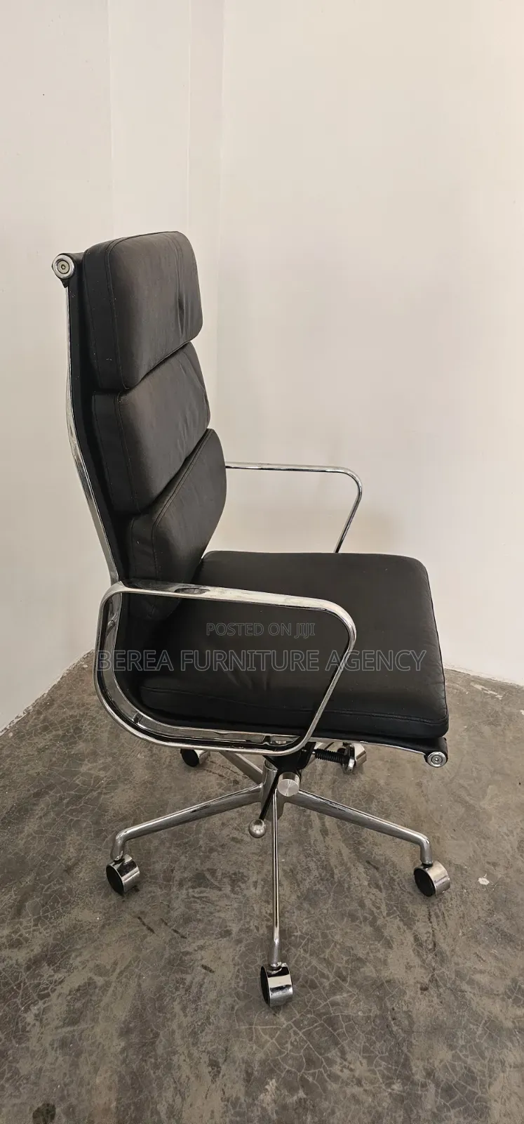 Pure Leather Excellent Design Adjustable Office Chair