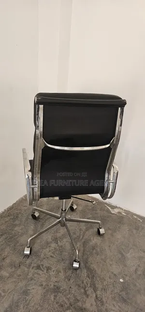 Pure Leather Excellent Design Adjustable Office Chair