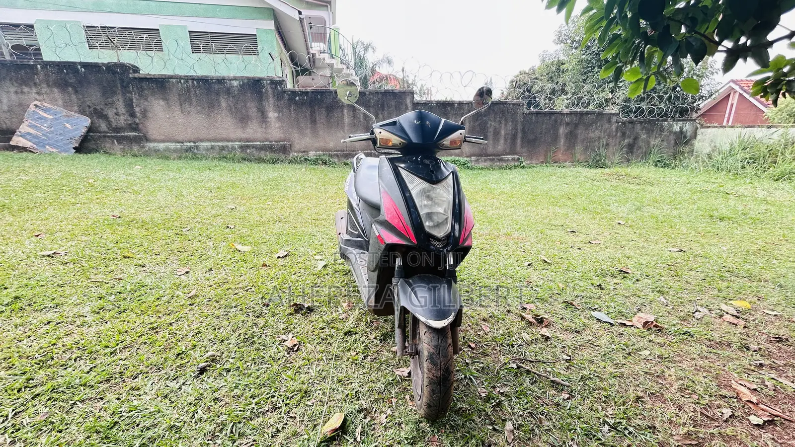 Bajaj 2015 Black