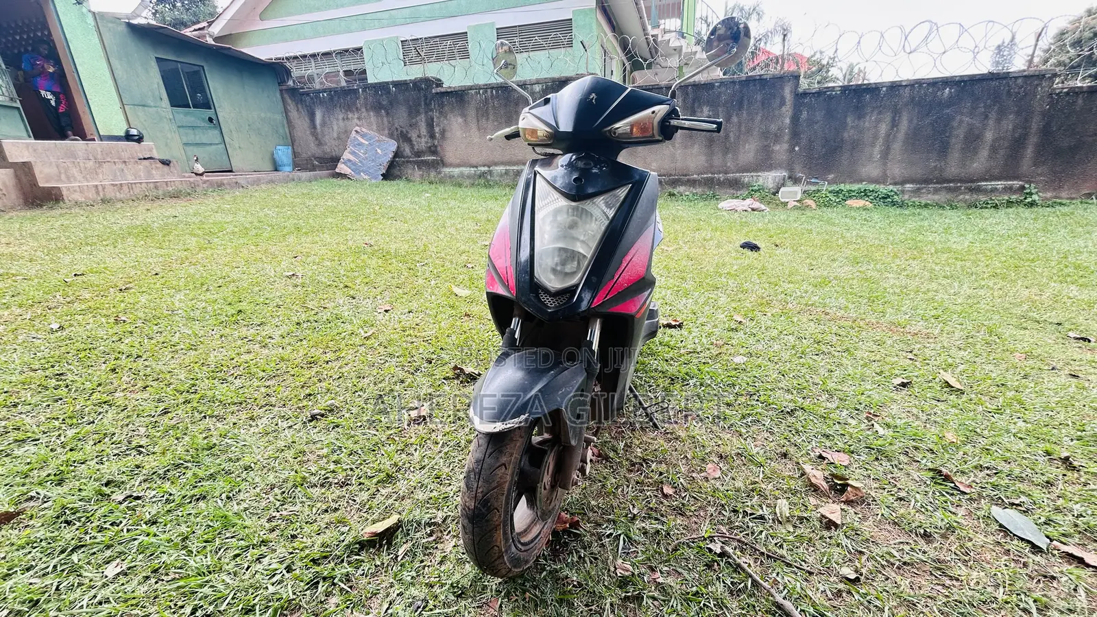 Bajaj 2015 Black
